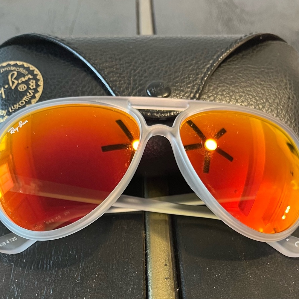 Ray-Ban Aviator Sunglasses with Orange Mirror Lenses - Picture 5 of 5